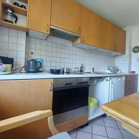 Budget 15 Min To Oktoberfest Homestay *